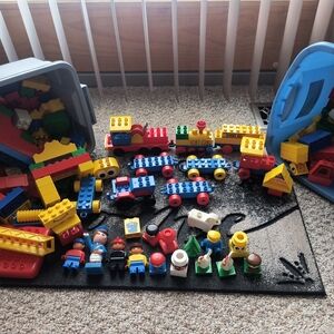 Huge Lot Vintage Duplo Bricks Block Colorful Building And Figures Set for Kids